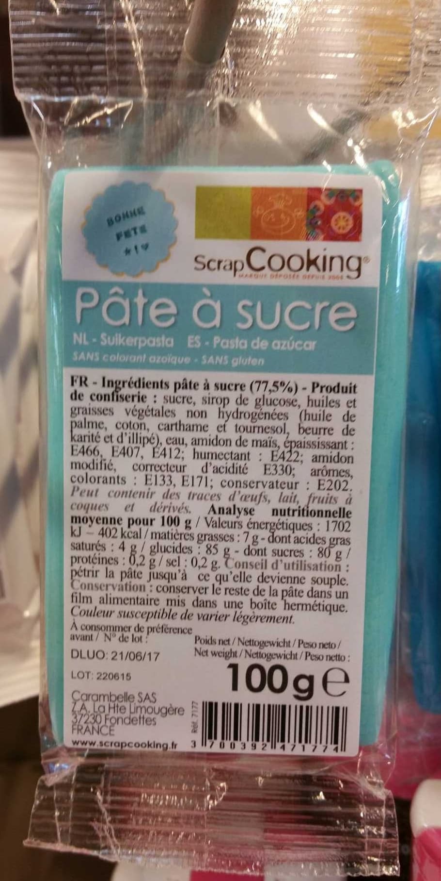 Scrapcooking Pâte à sucre bleue ciel packshot