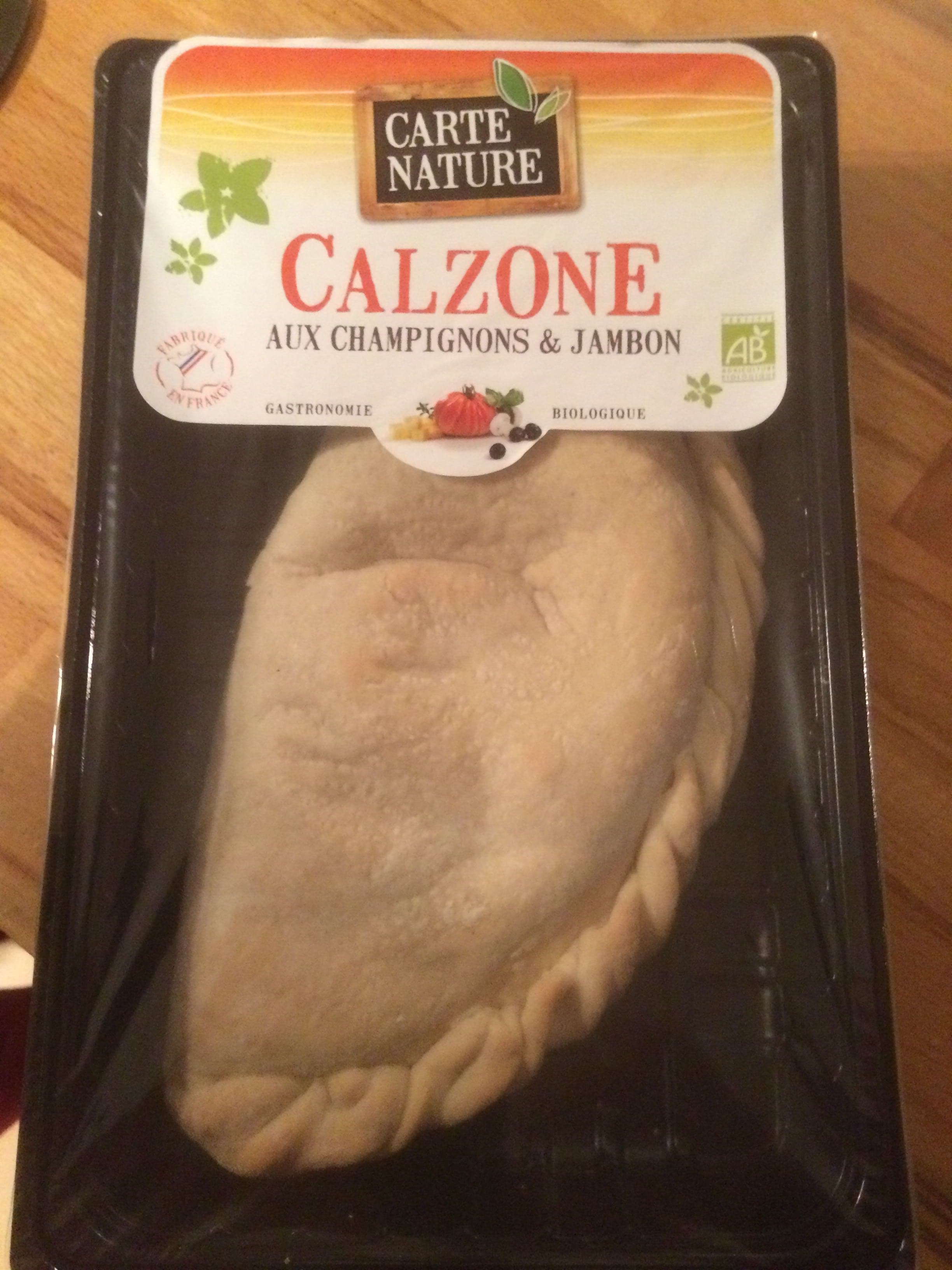 Carte nature Calzone aux champignons & jambon packshot