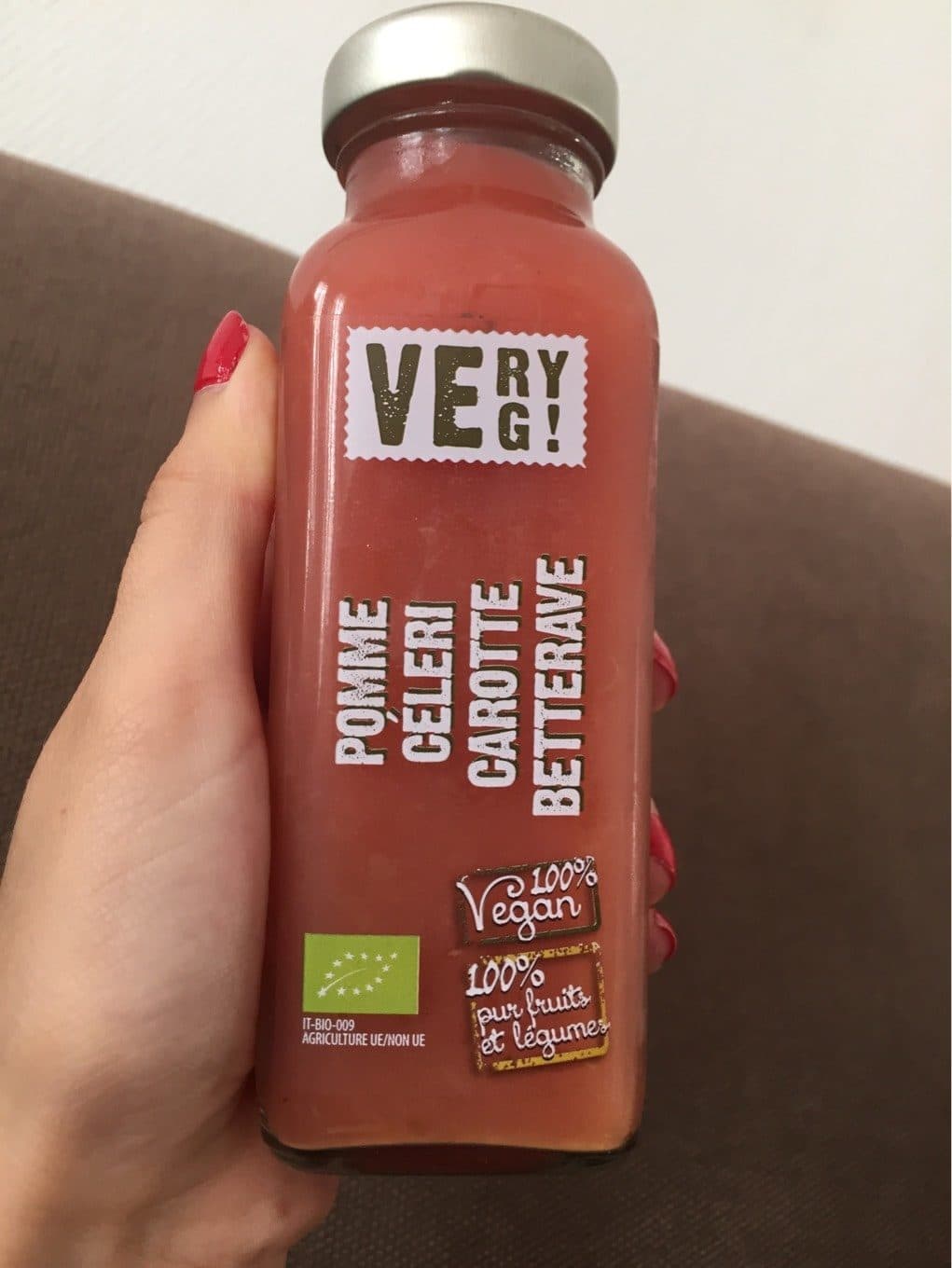 Very Veg Very Veg - jus de pomme, celeri, carotte, betterave packshot