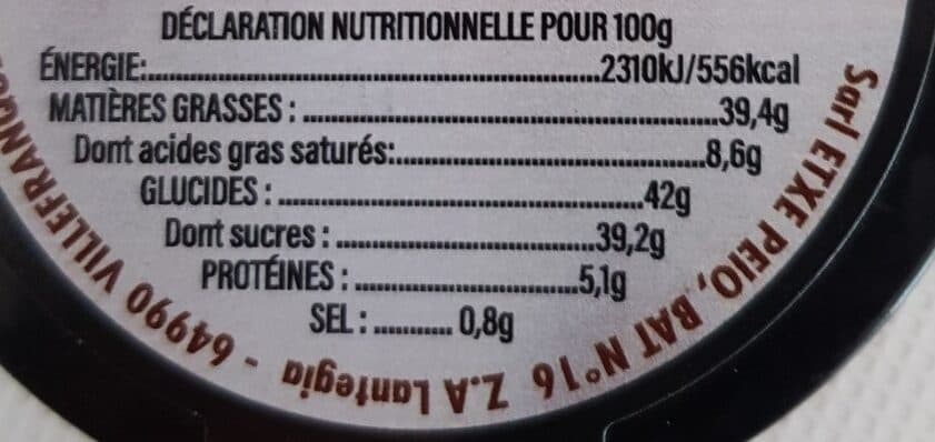Open Food Facts Pâte à tartiner noir noisette et piment espelette packshot