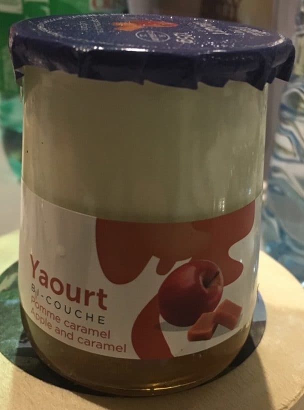 Laitière de Bourgogne Yaourt bi couche pomme caramel packshot