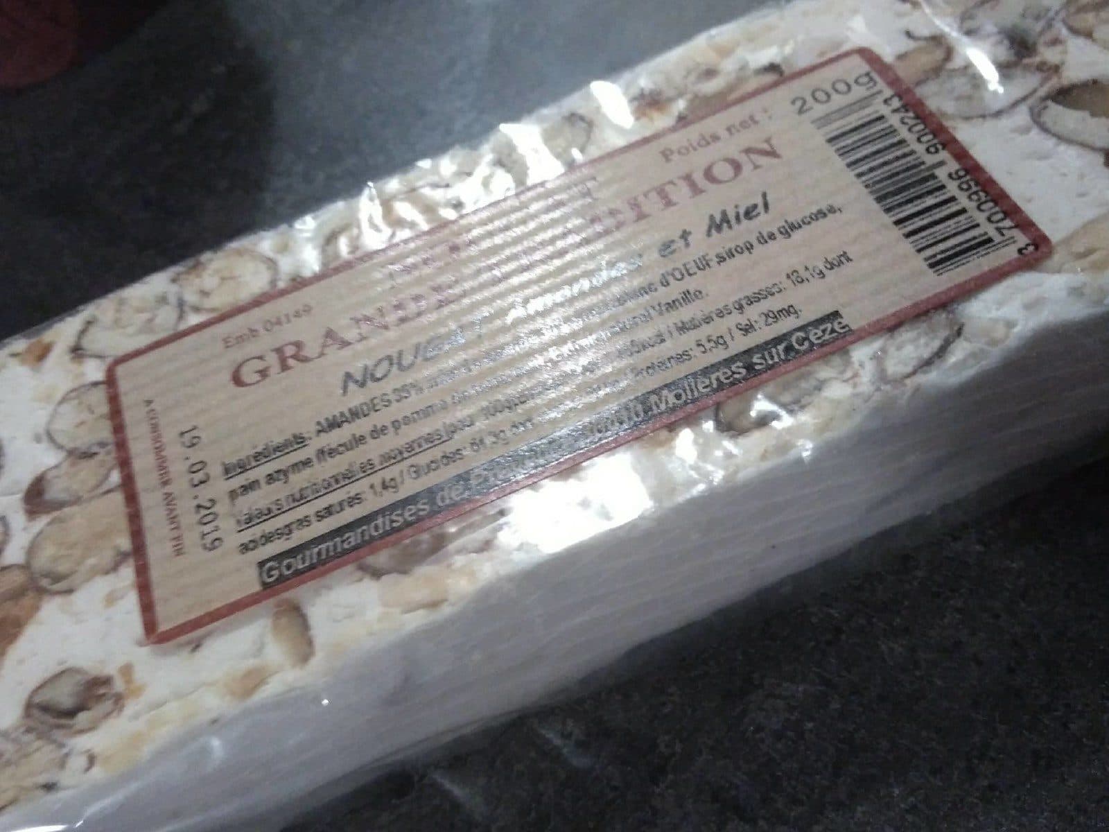 Open Food Facts Nougat amandes et miel packshot