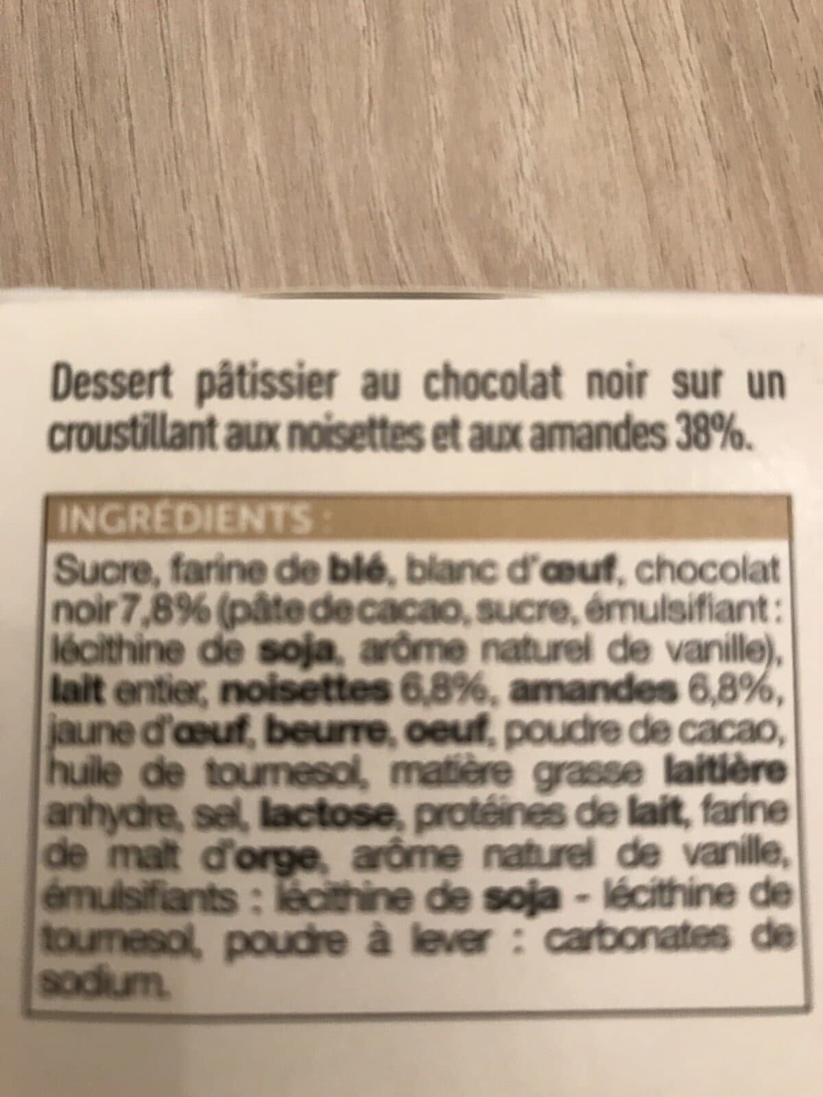 L'instant patissier Croustillants au chocolat noir sur praline croustillant packshot