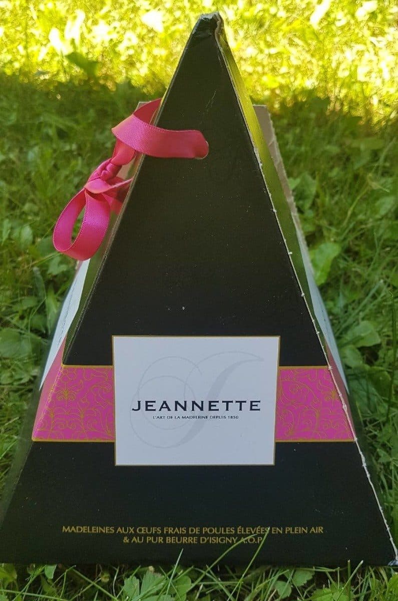 Biscuiterie Jeannette Pyramide assortiment de 8 madeleines packshot