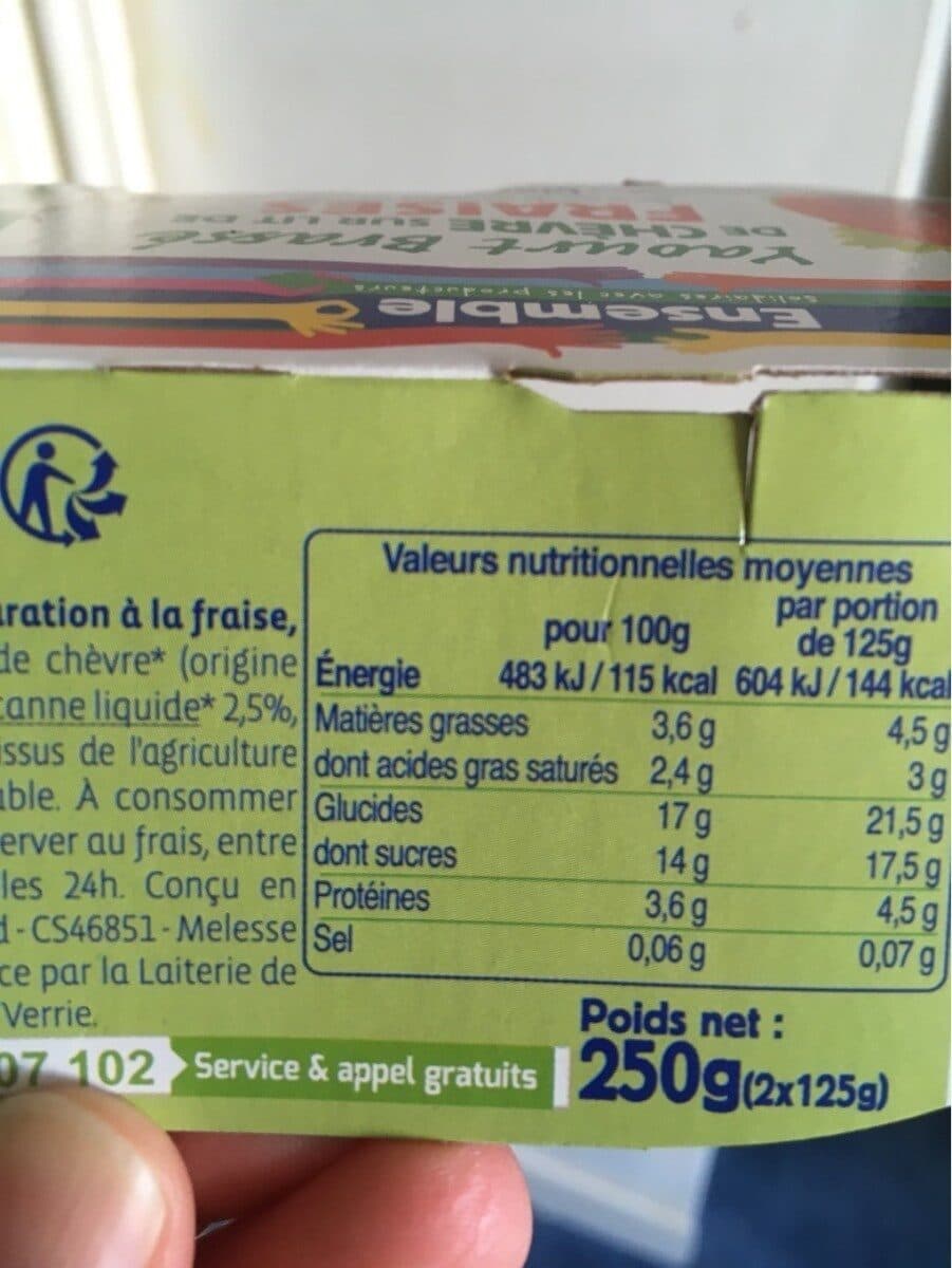 Biocoop Yaourt brassé de chevre sur lit de fraise packshot