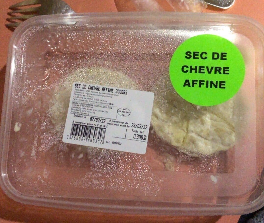 Open Food Facts Sec de chèvre affiné packshot