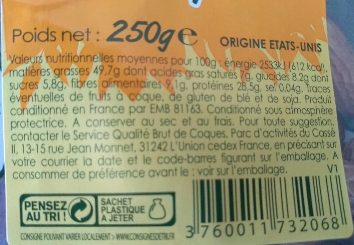 Brut de coques Cacahuètes en coques packshot