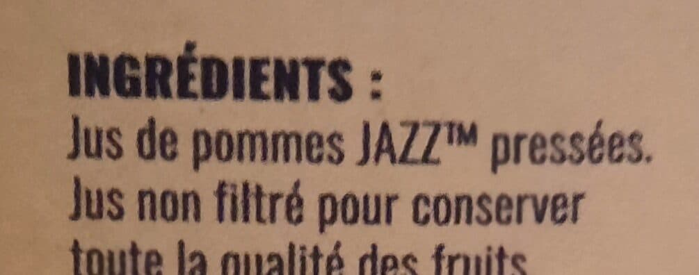 Nature de pommes Jus de pomme packshot