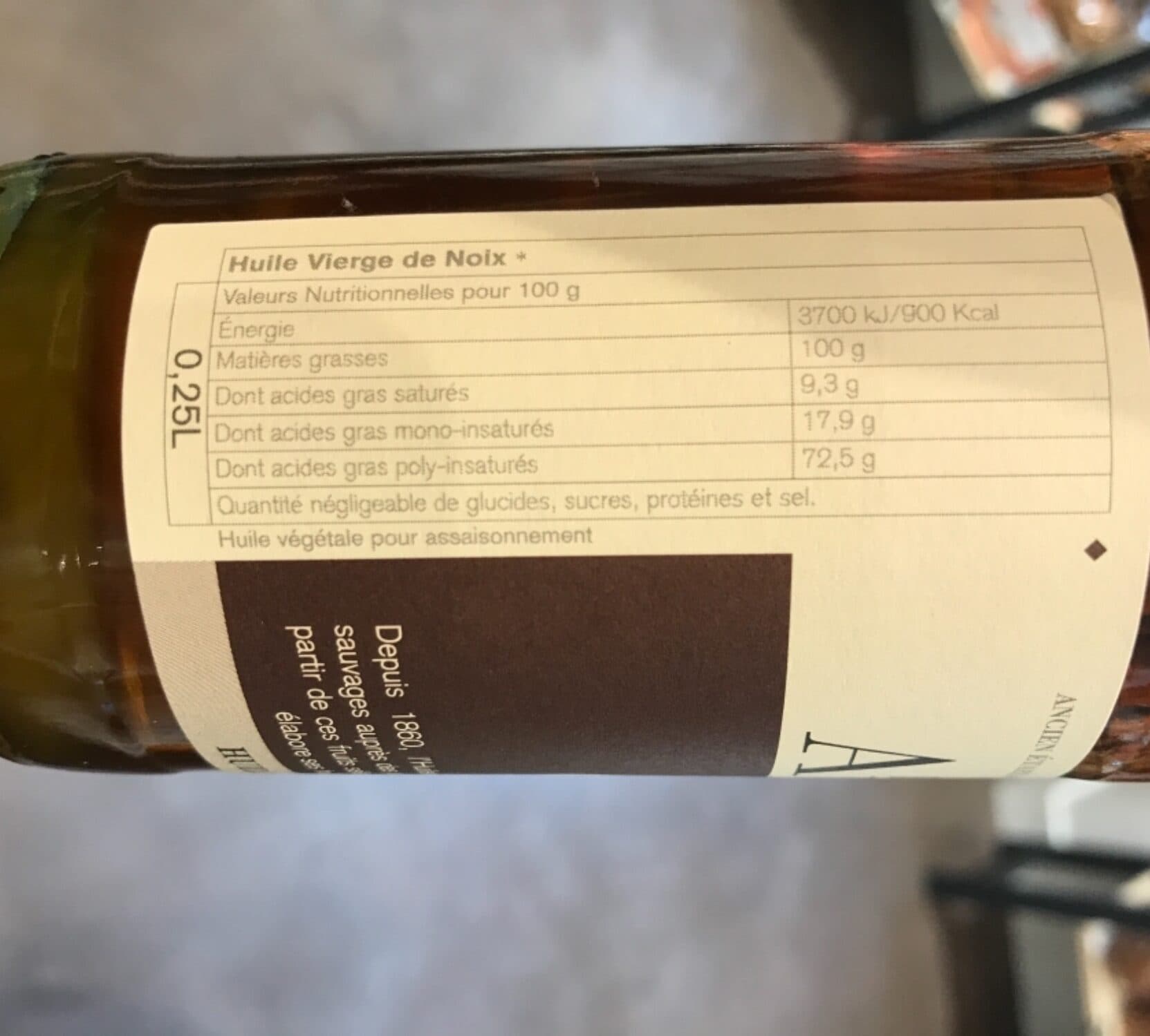 Huilerie d'Auron Huile de noix packshot