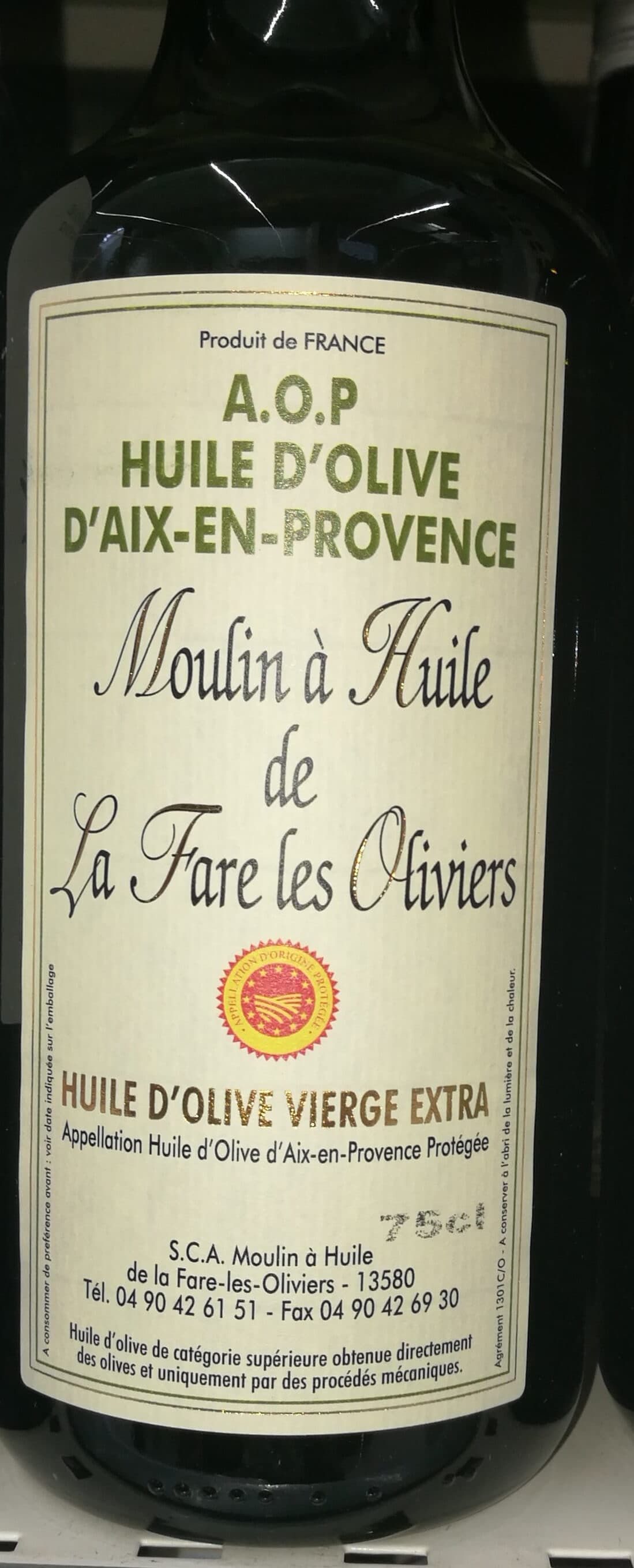 Moulin à huile de La Fare-les-Oliviers Huile d'olive d'Aix-en-Provence vierge extra - AOP packshot