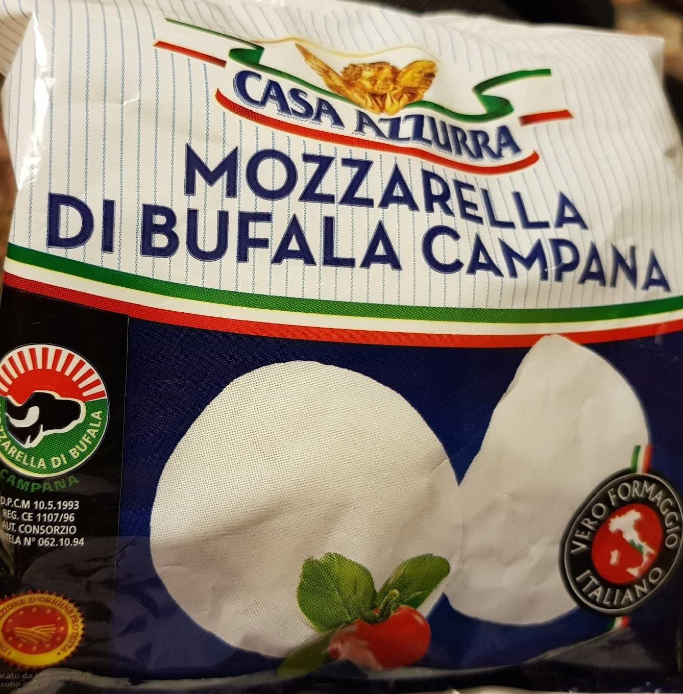 Casa Azzurra Mozzarella di bufala campana packshot