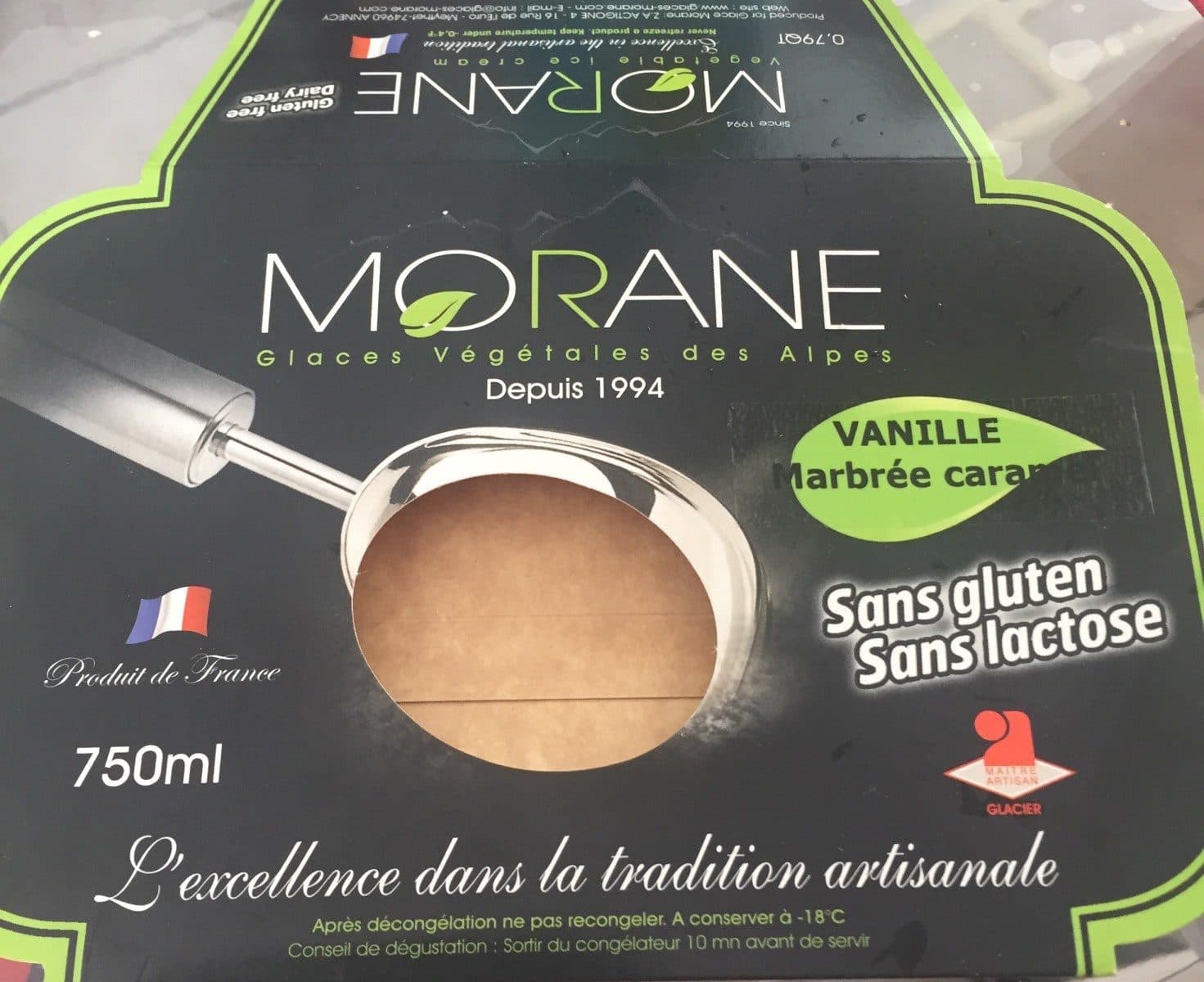 Morane glace végétale des alpes packshot