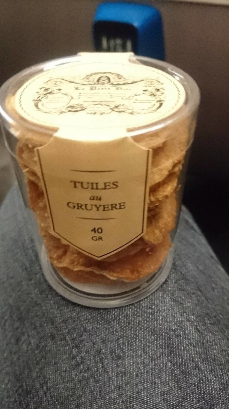 Le Petit Duc Tuiles au gruyère packshot