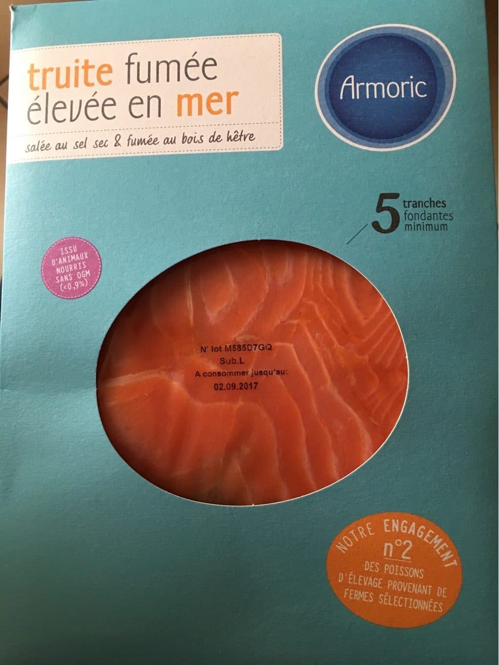 Armoric Truite fumee élevée en ler packshot