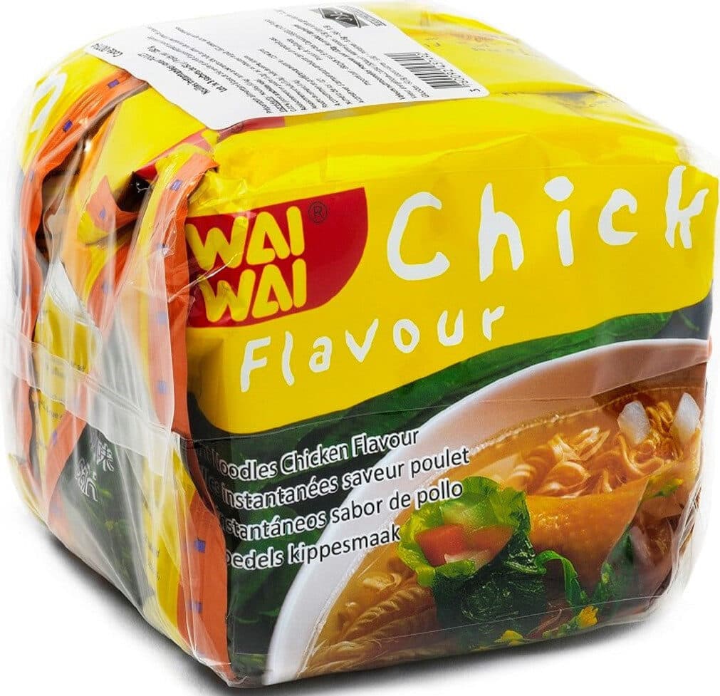 WaiWai Instant Noodles Chicken Flavour packshot