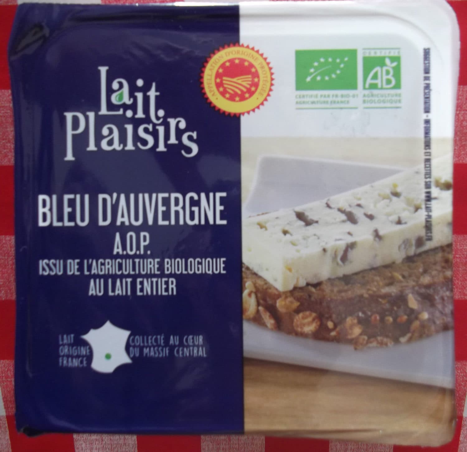 Lait Plaisirs Bleu d'Auvergne A.O.P. (29% MG) packshot
