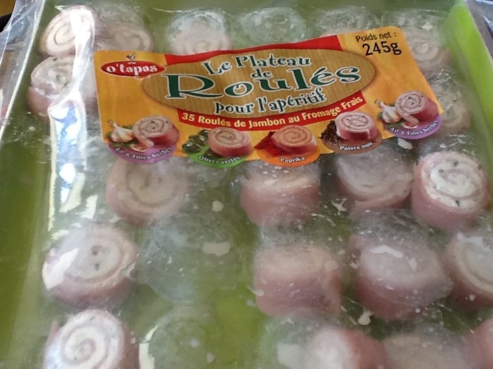 O tapas Le plateau de roulés pour l'apéritif packshot