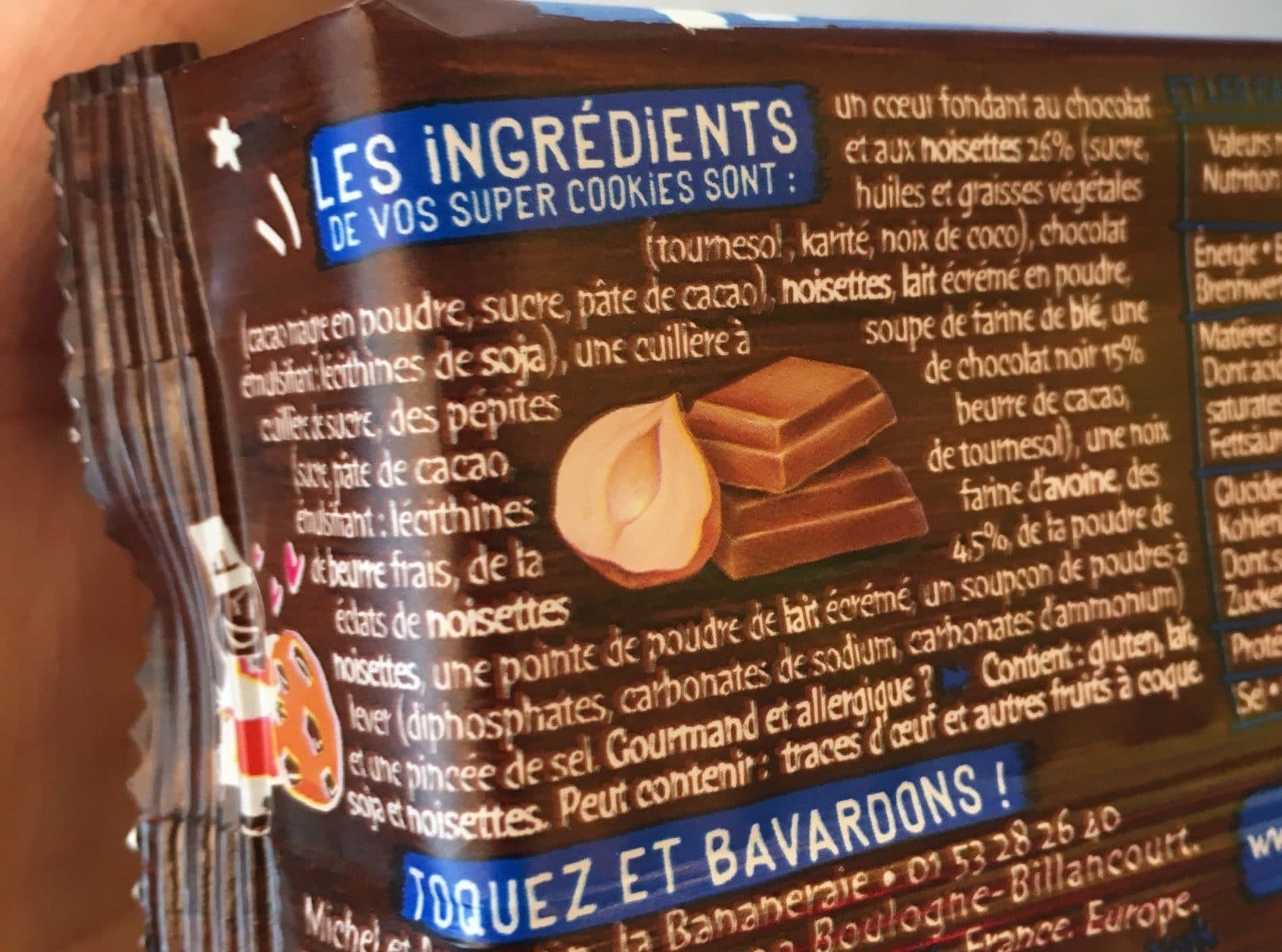 Michel et Augustin Super cookies coeur fondant au chocolat au lait et noisettes packshot
