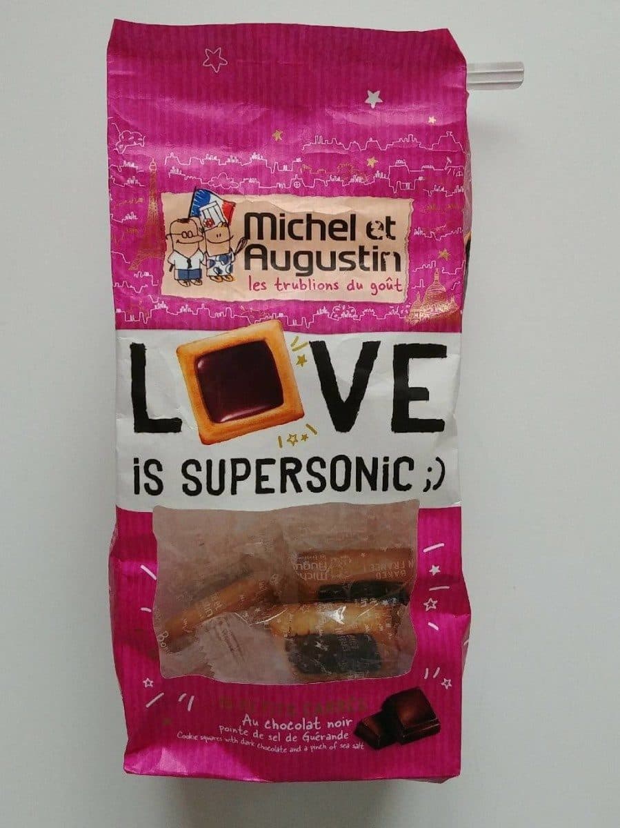 Michel et Augustin Love is supersonic packshot