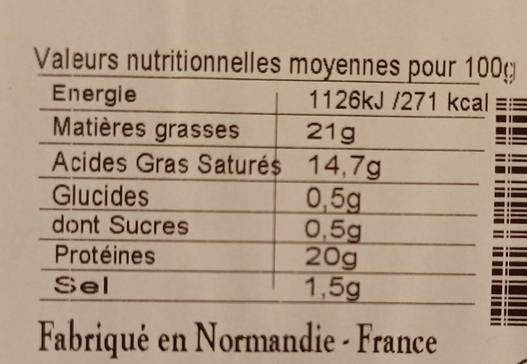 Fromagerie Maître Pennec Camembert pommeau packshot