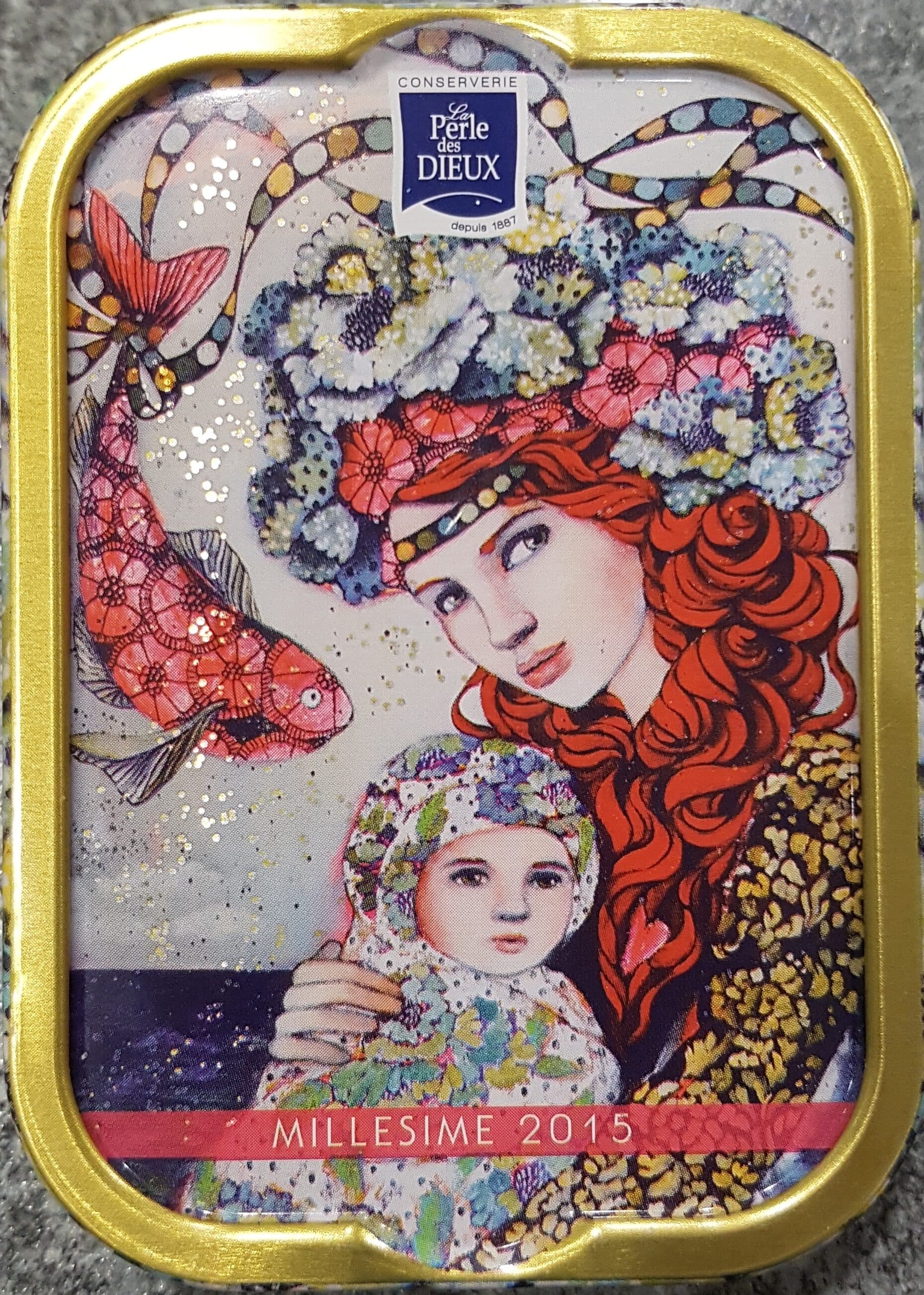 La Perle des Dieux Sardines Millésimées 2015 "Le premier voyage de Capucine" packshot