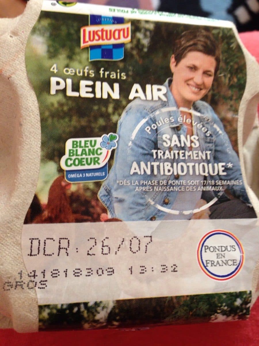 Lustucru Oeuf bleu blanc coeur packshot