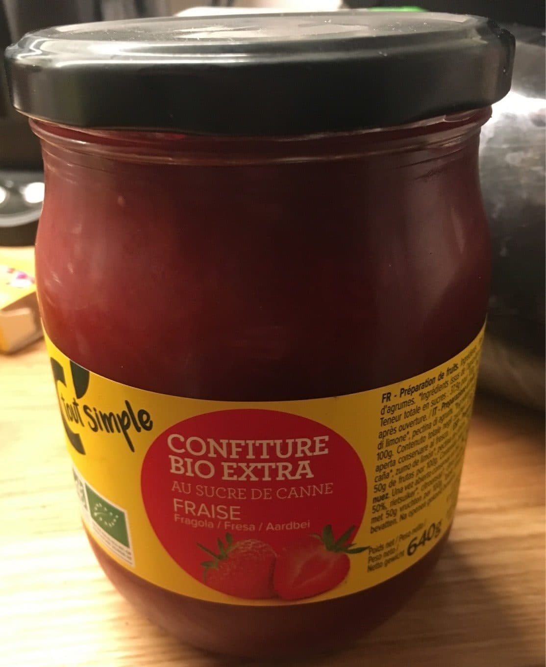 C' TOUT SIMPLE Confiture bio extra fraise packshot