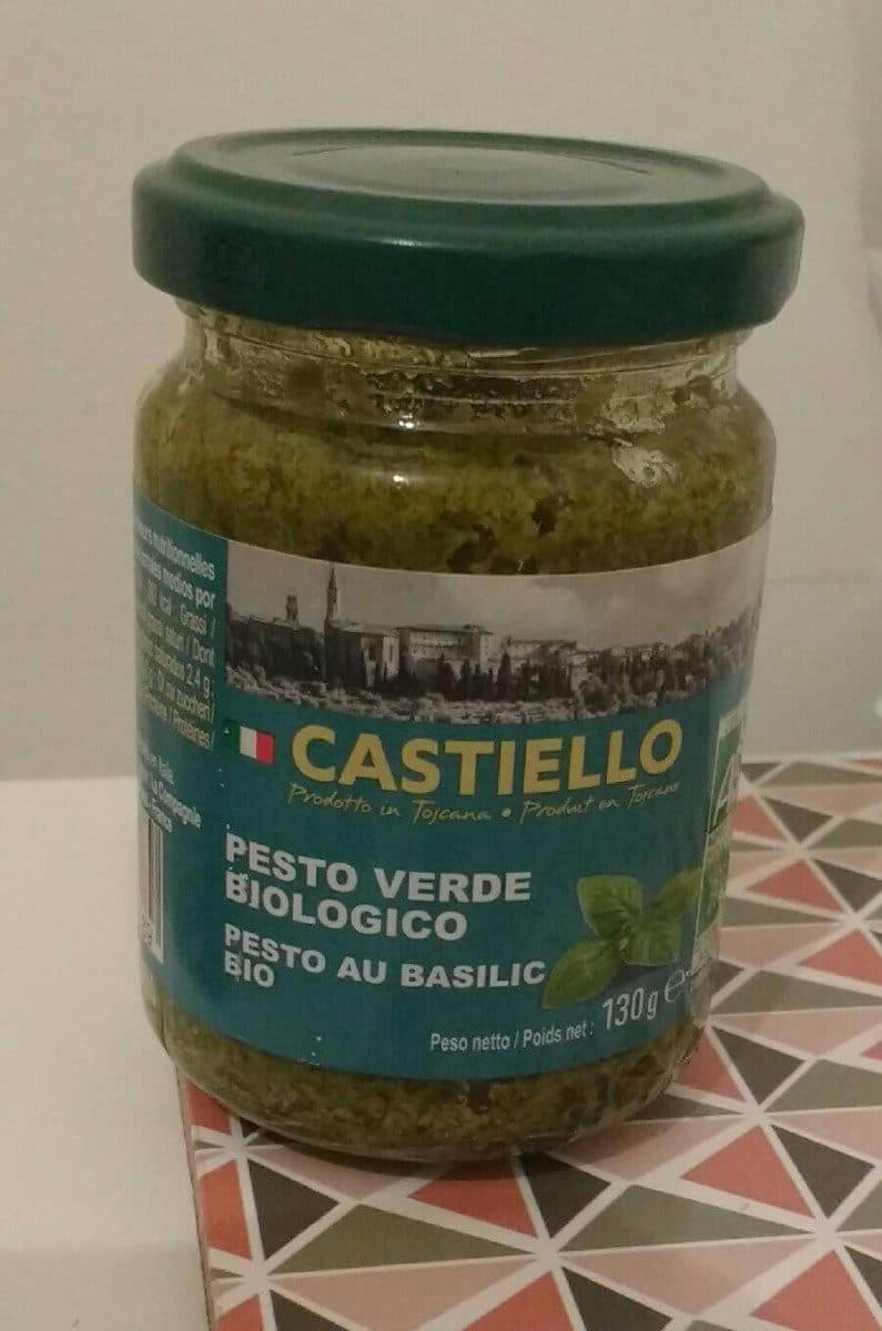 Open Food Facts Pesto au basilic bio packshot
