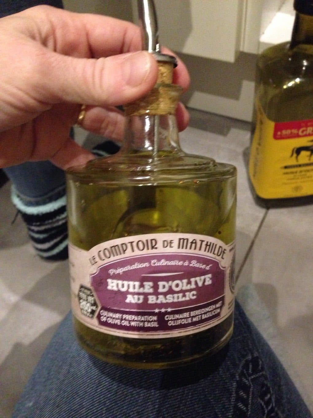 Le Comptoir De Mathilde Huile D'olives Basilic packshot