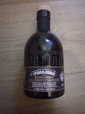 Le comptoir de mathilde Vinaigre balsamique à la truffe noire 1% packshot