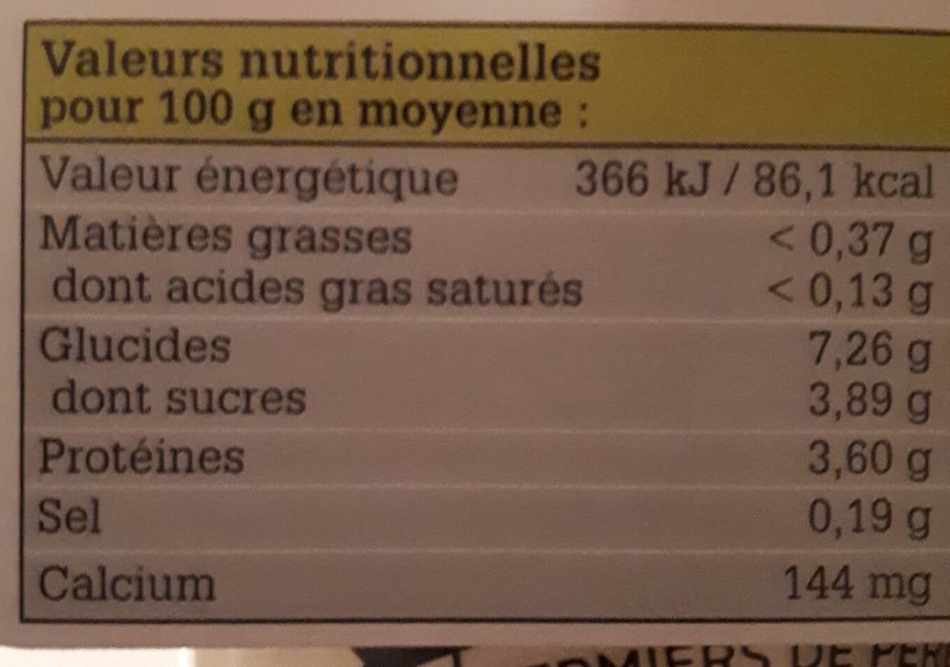 La Ferme Saint Ulrich Yaourt fermier à la mirabelle packshot