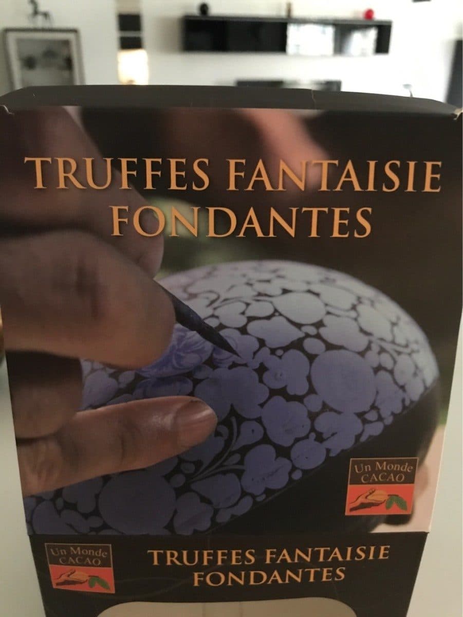 Un monde cacao Boite Cadeau Truffes Fondantes packshot
