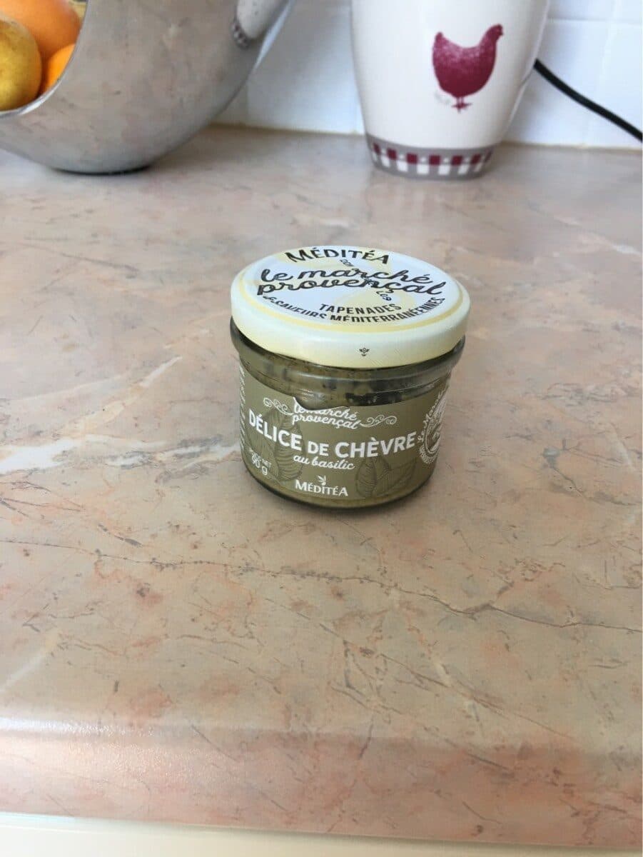 Méditéa Delice de chèvre au basilic tapenade packshot