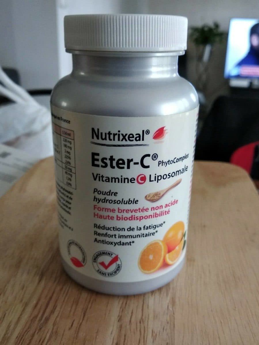 null Ester-C packshot