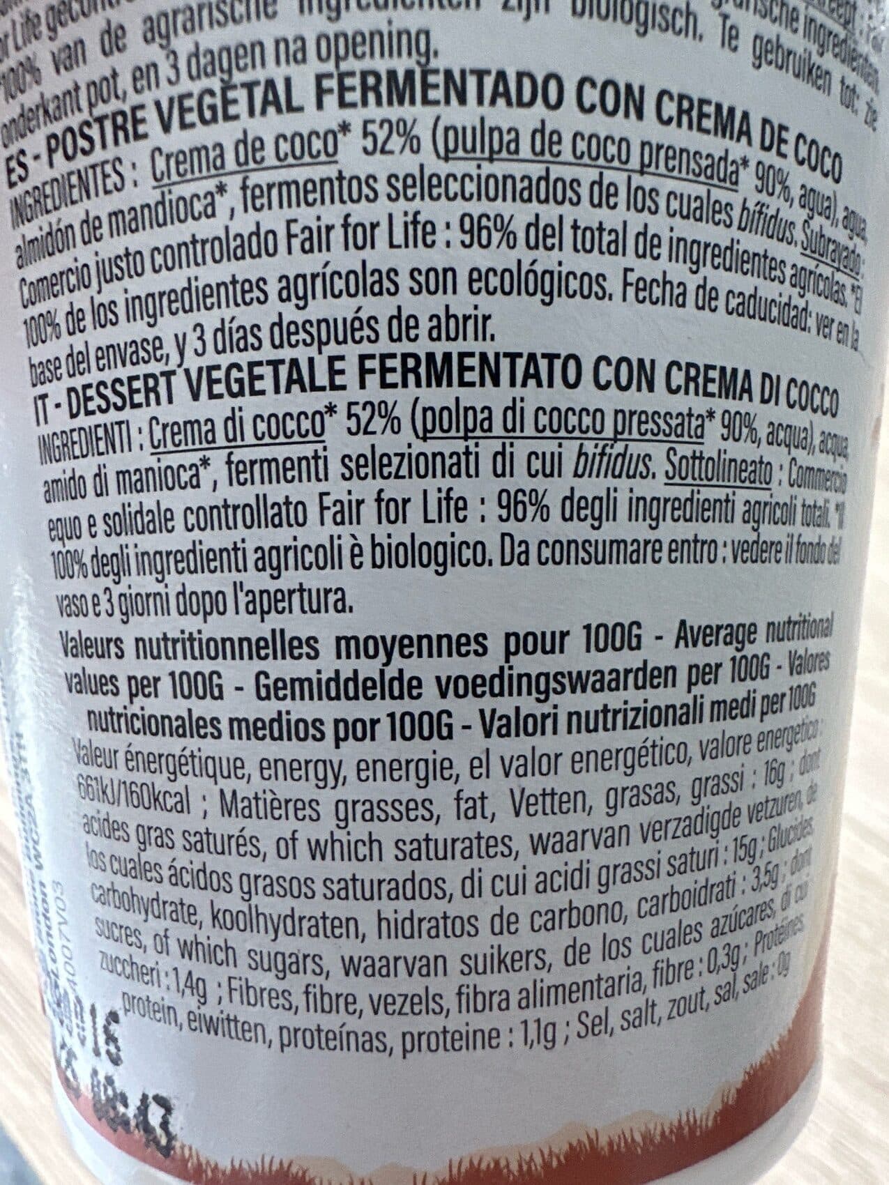 YA Coco nature packshot