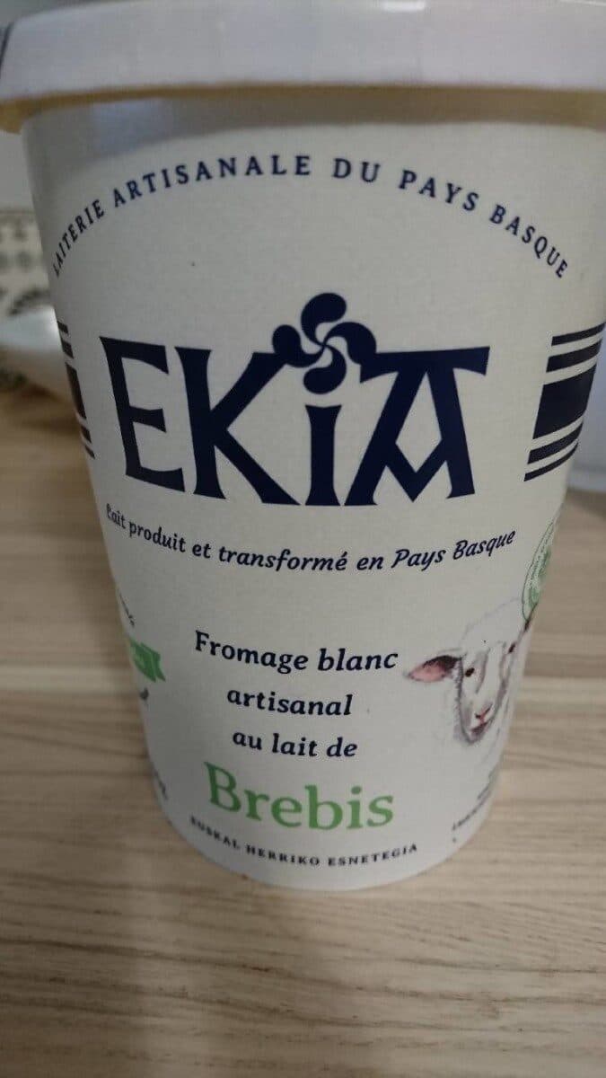 Ekia Fromage blanc artisanal brebis packshot