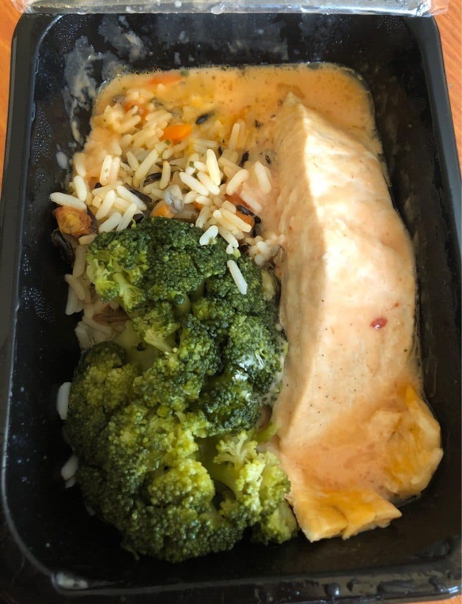 Open Food Facts Pave de saumon sauve aurore, riz camarguais er brocoli packshot