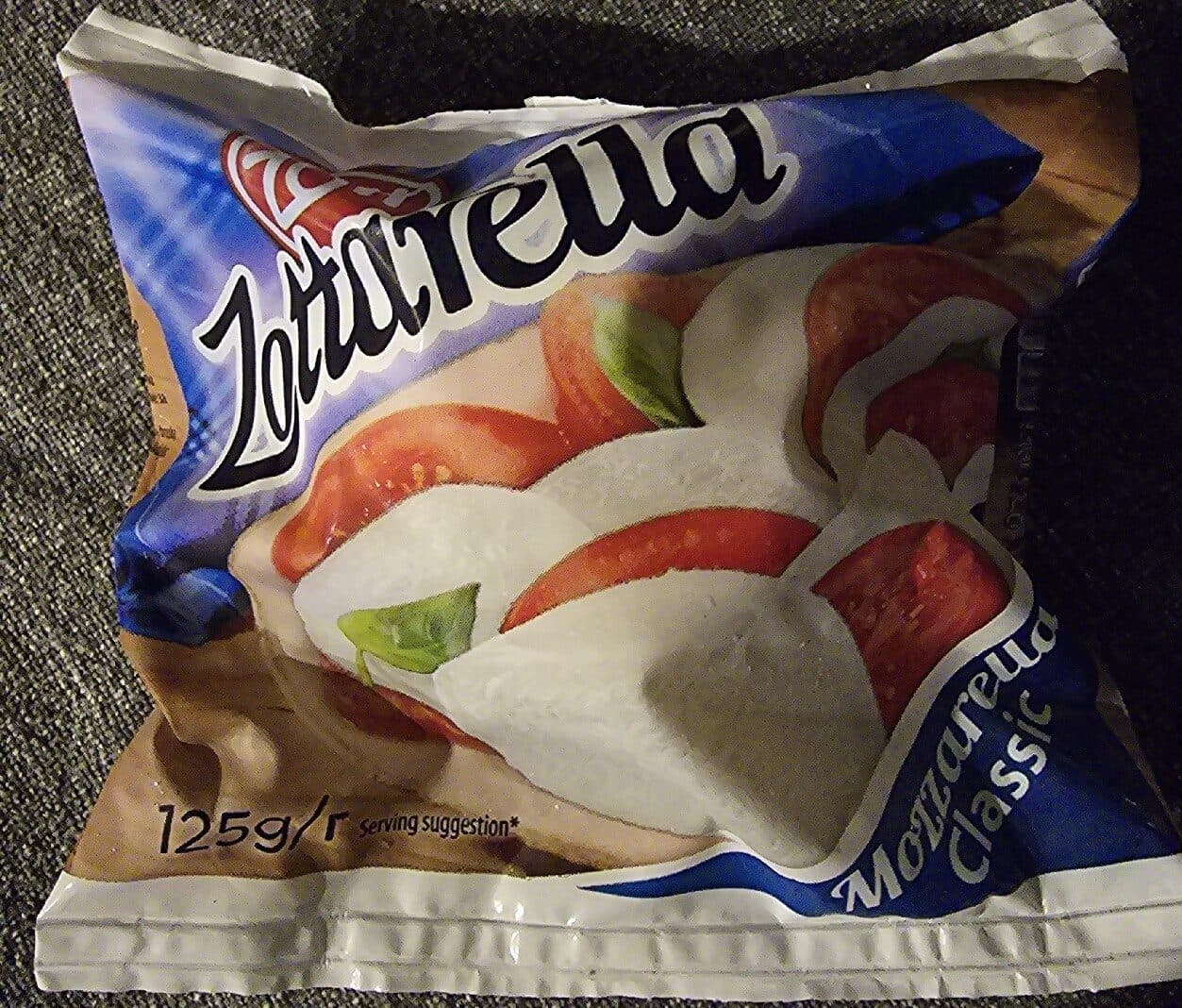 Zott Mozzarella Cheese packshot
