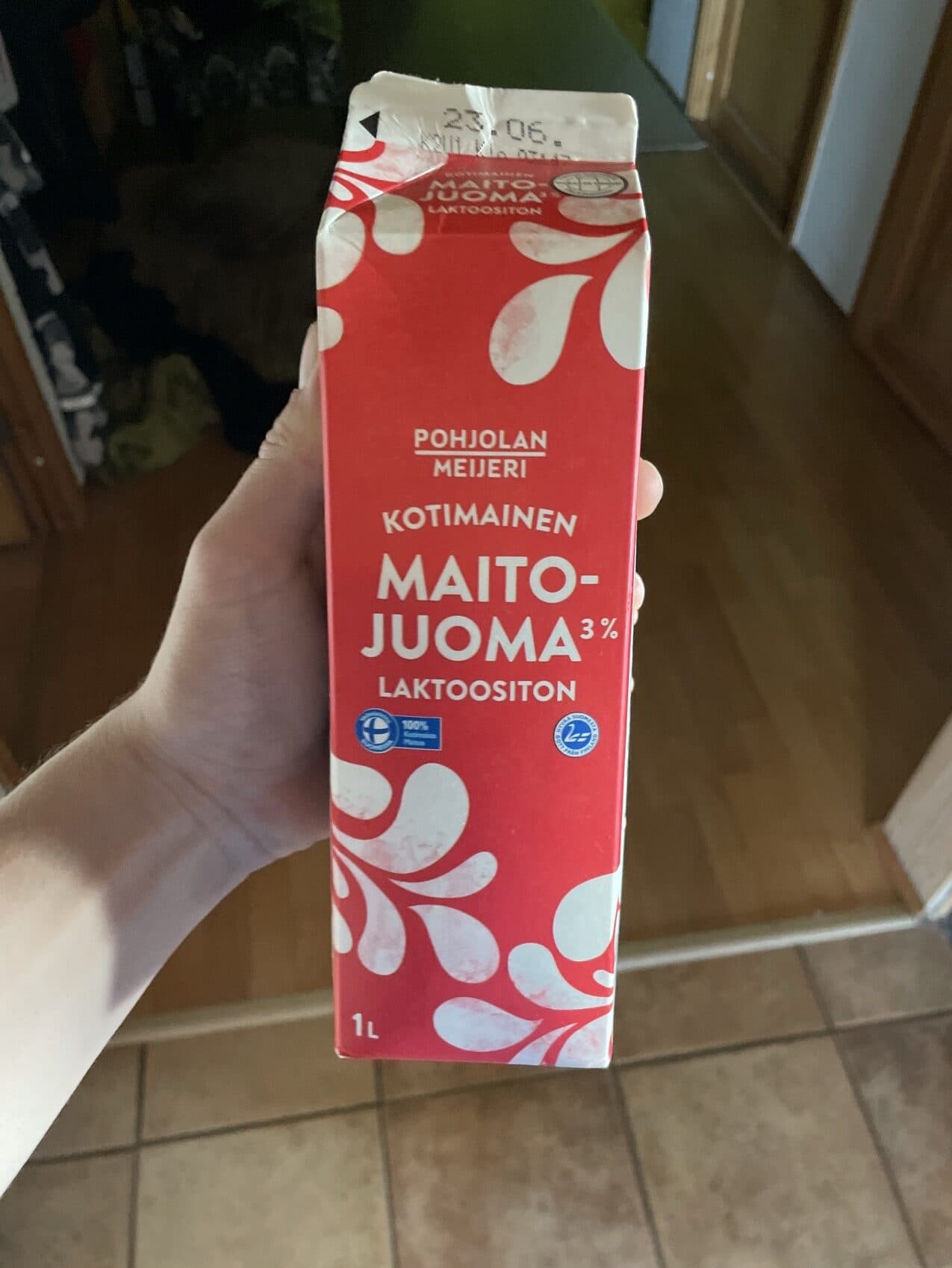 Pohjolan Meijeri Kotimainen maitojuoma 3% laktoositon packshot