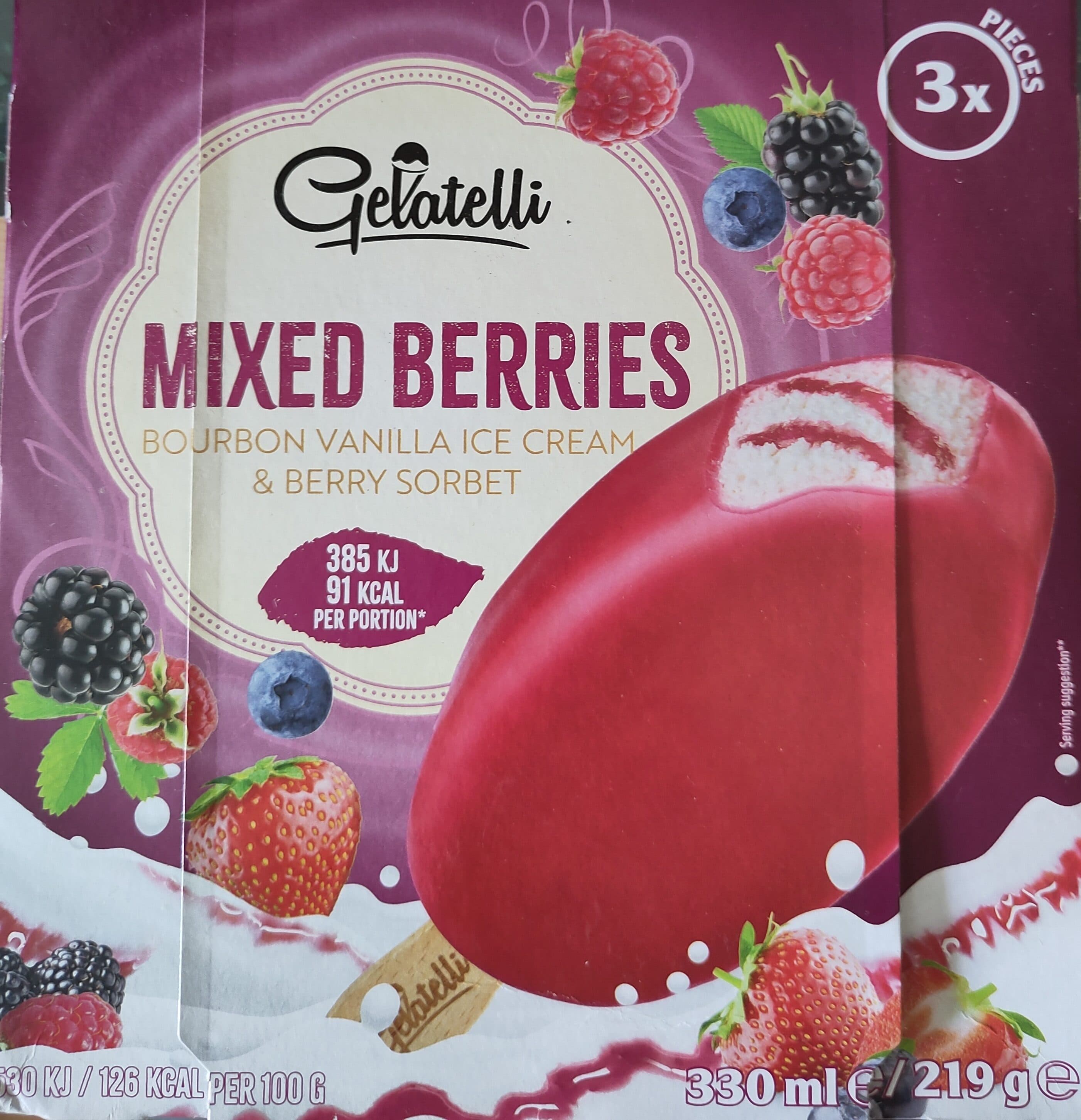 Gelatelli Mixed berries with a fruity sauce packshot