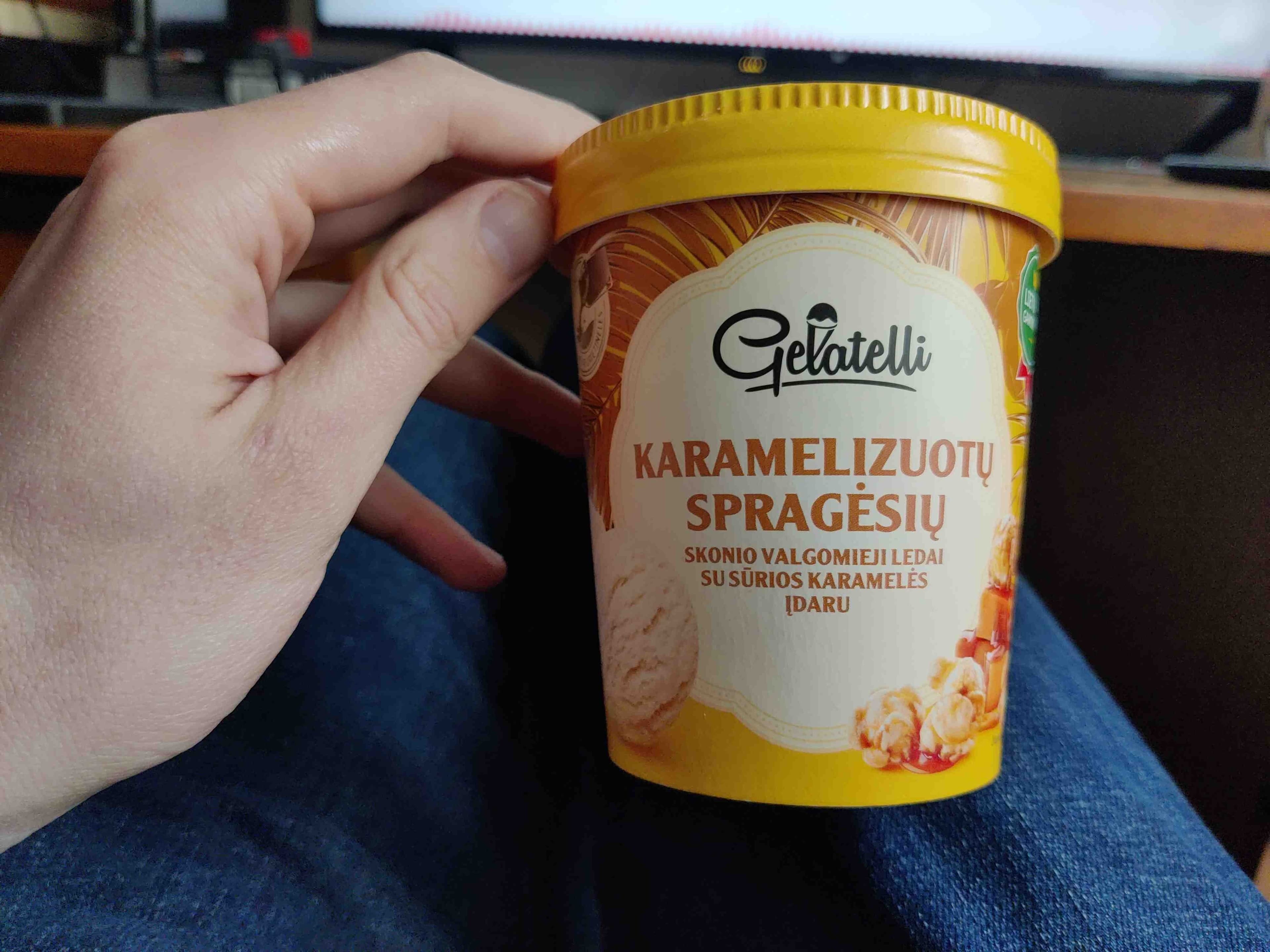 Gelatelli Caramelized popcorn flavour ice cream with salted caramel packshot