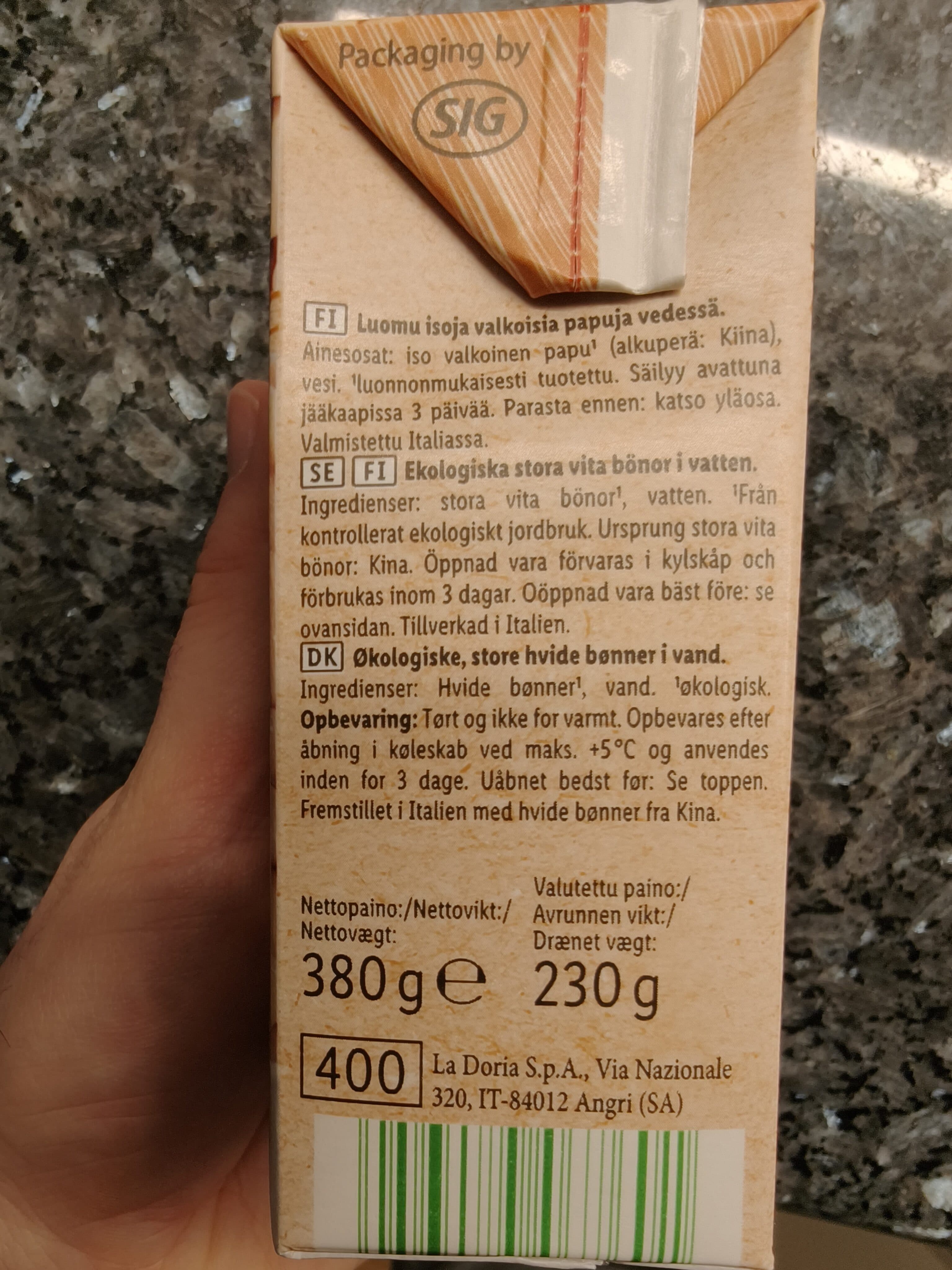 Freshona Organic butter beans in water packshot