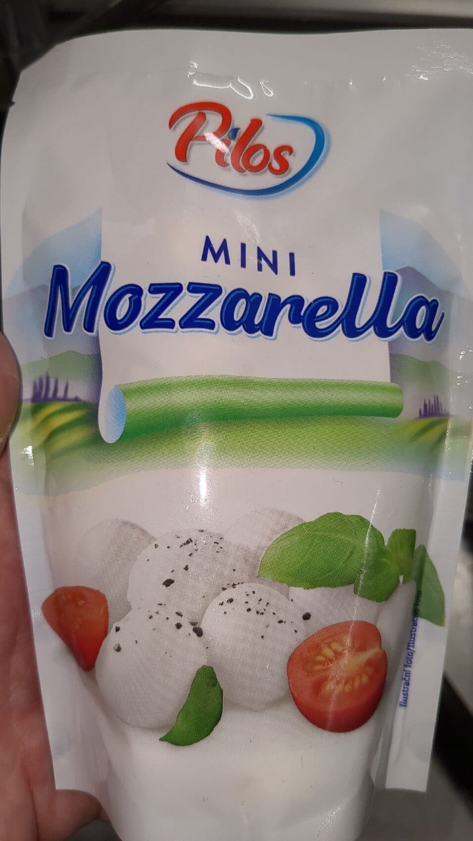 Pilos (Lidl) mini mozzarella packshot