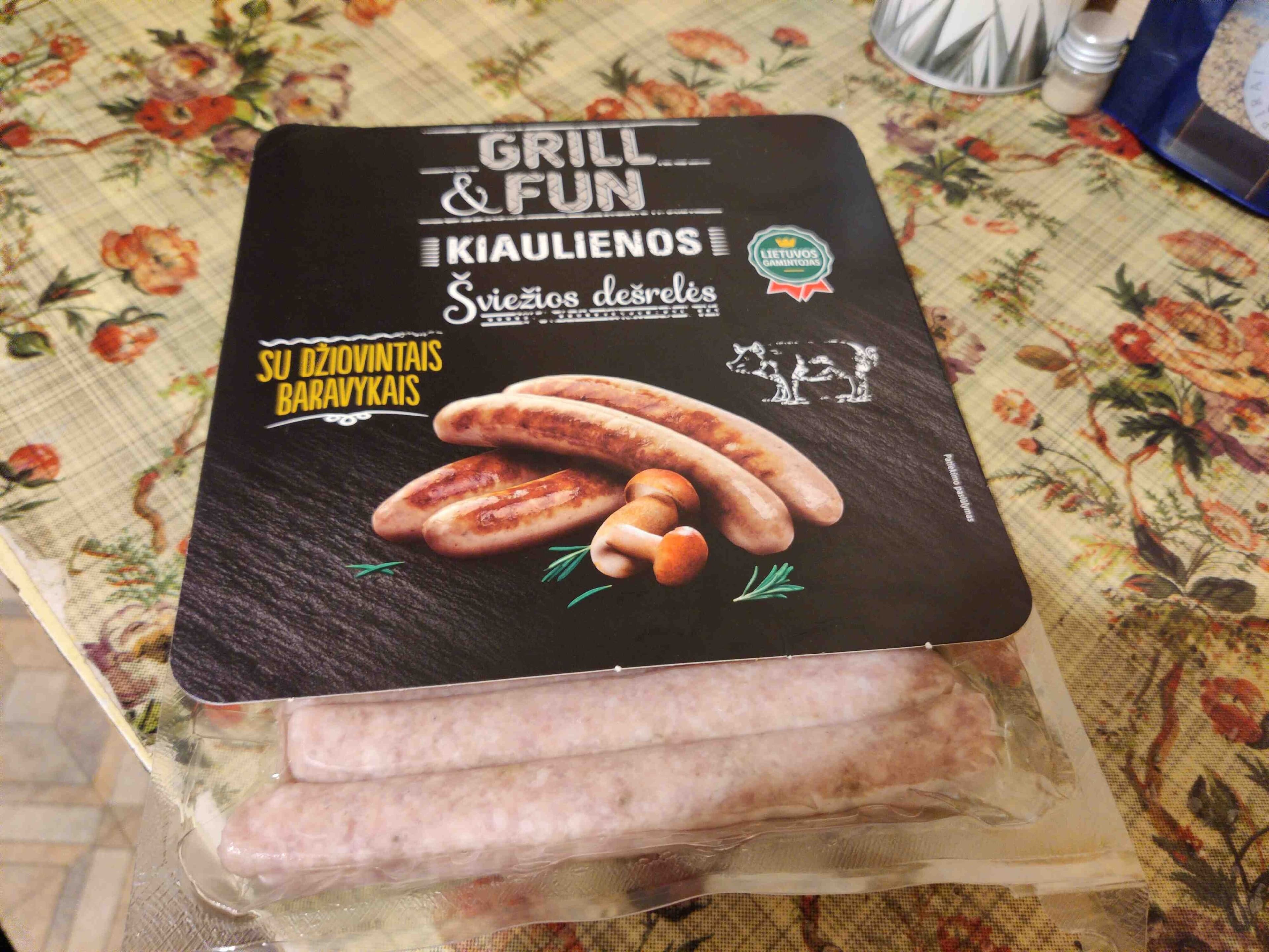 Grill & Fun Kiaulienos dešrelės su džiovintais baravykais packshot