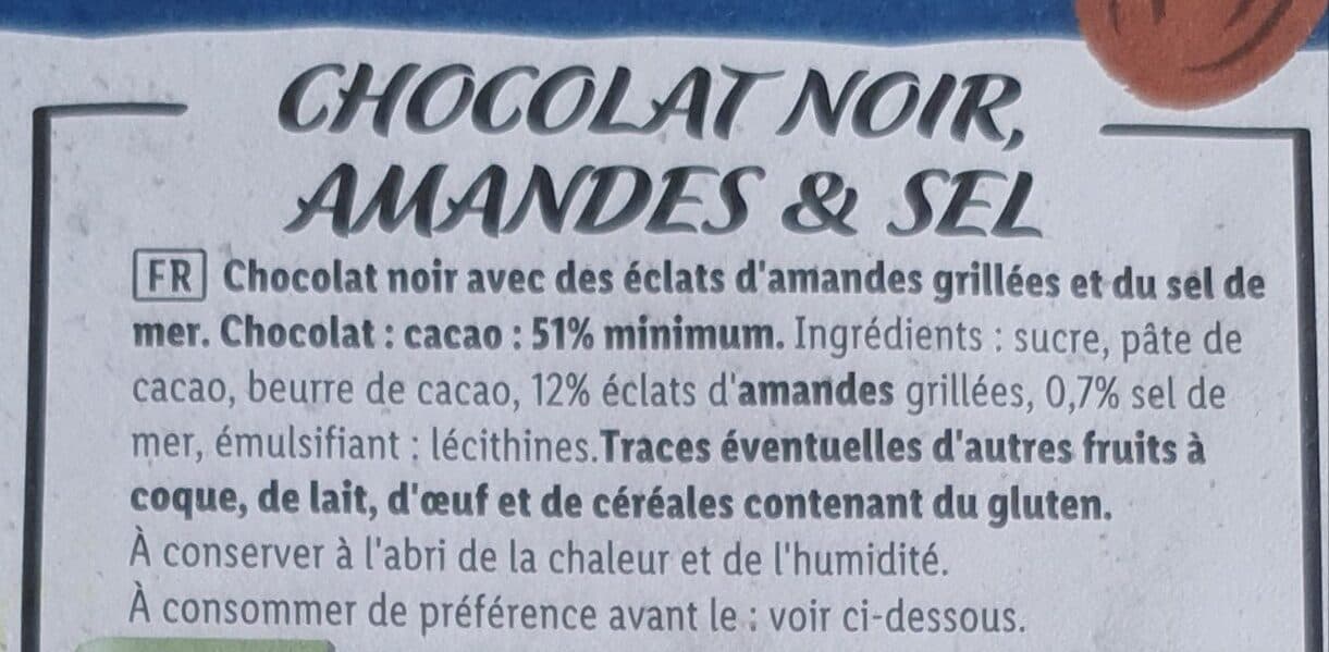 Fairglobe Chocolat noir, Éclats d'amandes grillées & pointe de sel packshot