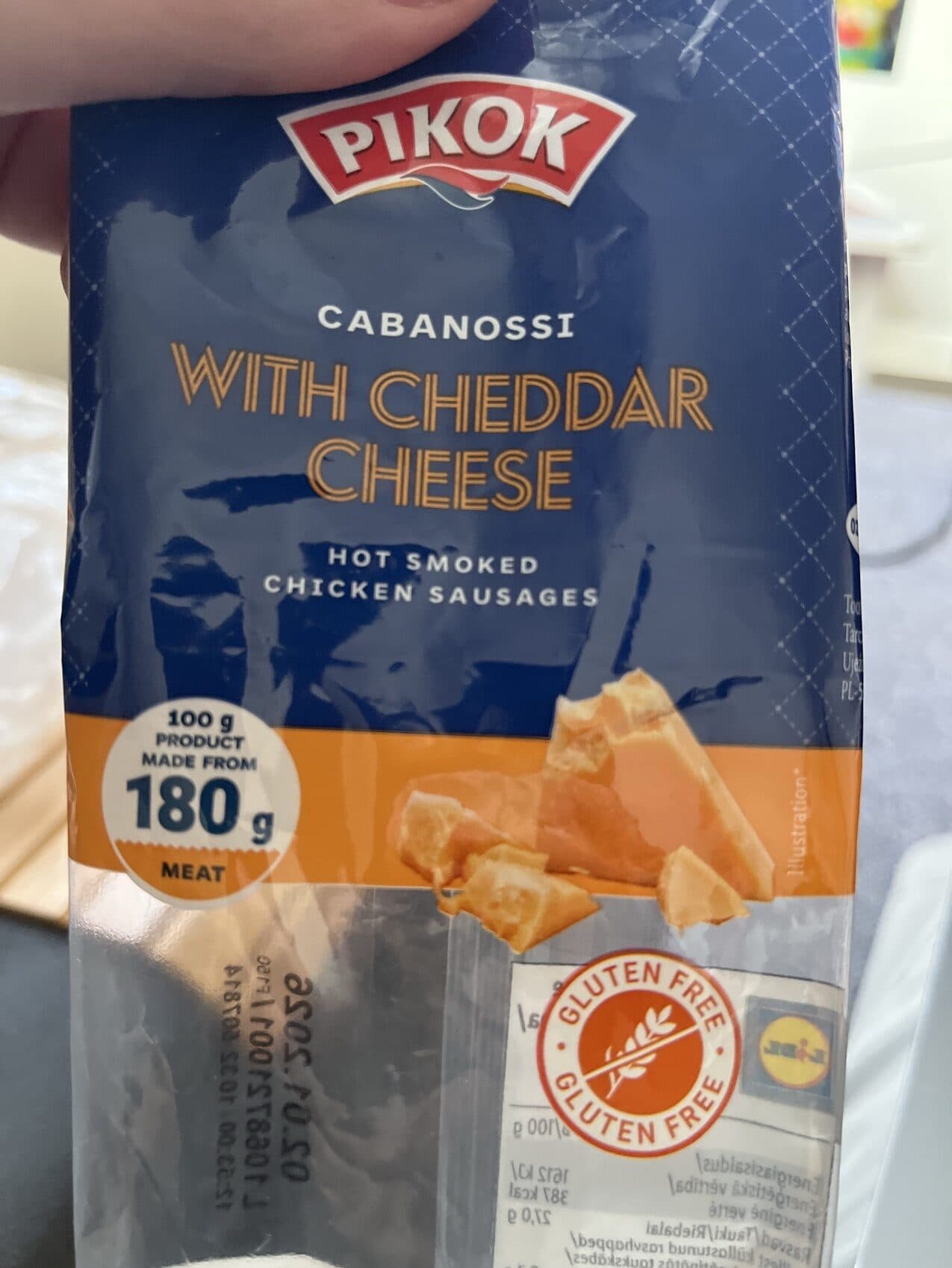 Pikok Cabanossi With Cheddar Cheese packshot