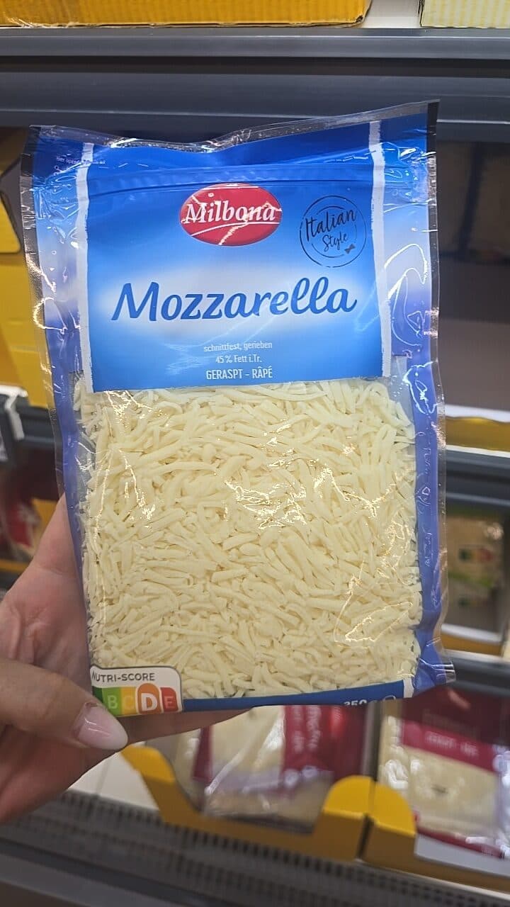 Milbona Mozzarella grated packshot