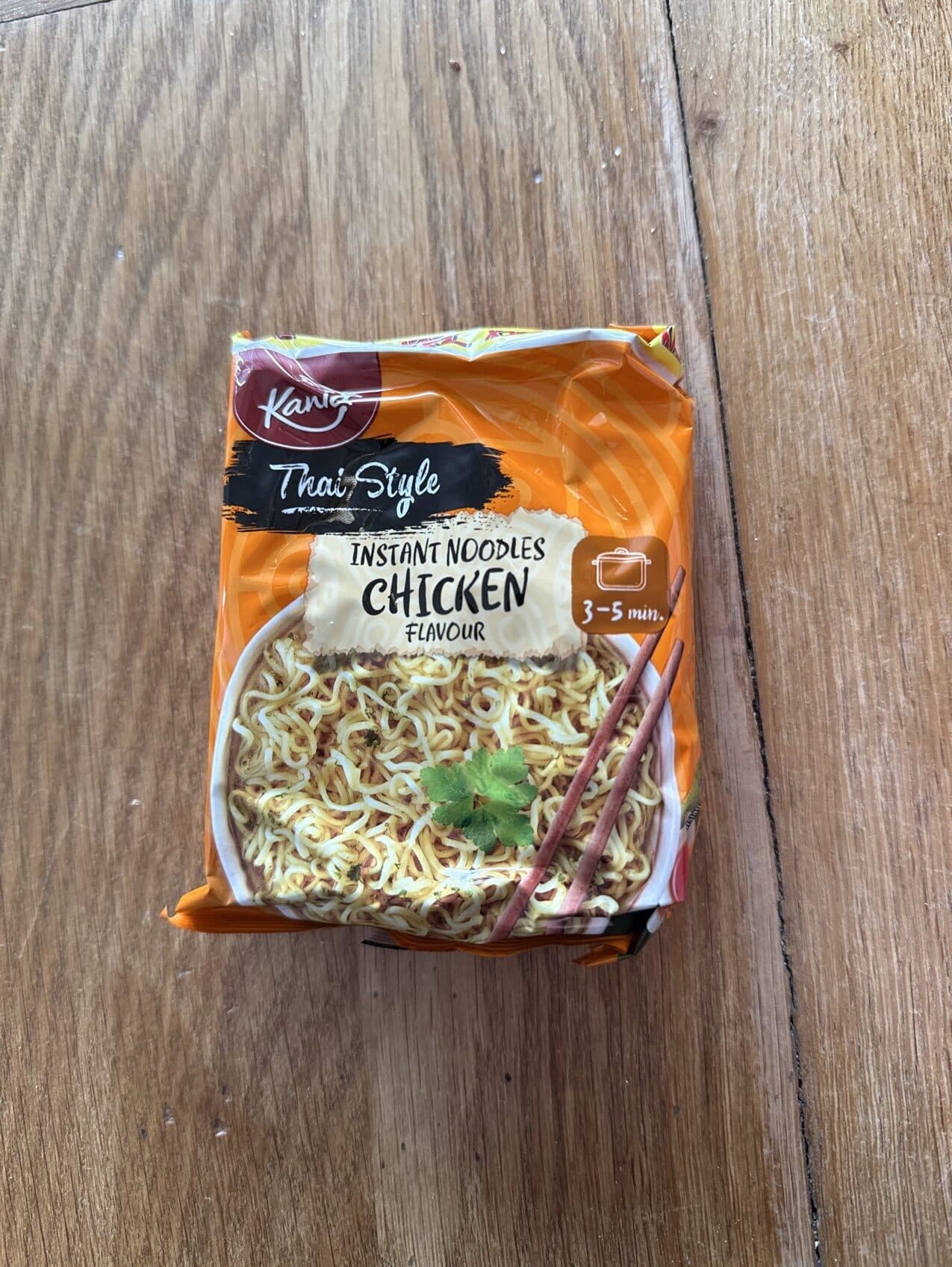 Kania Instant Noodles Chicken Flavour packshot