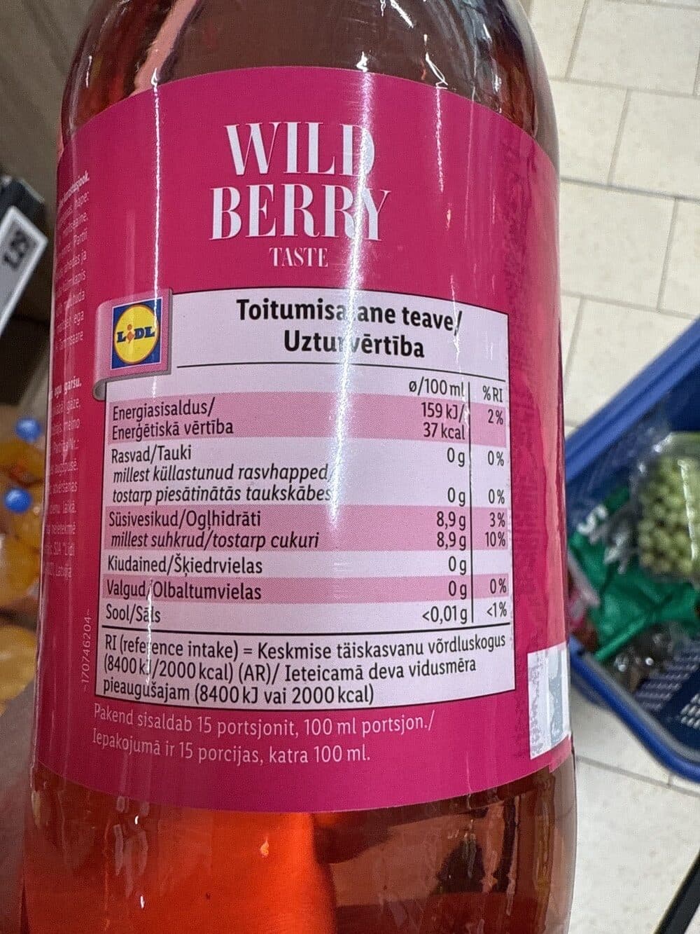 Freeway Wild berry soda packshot
