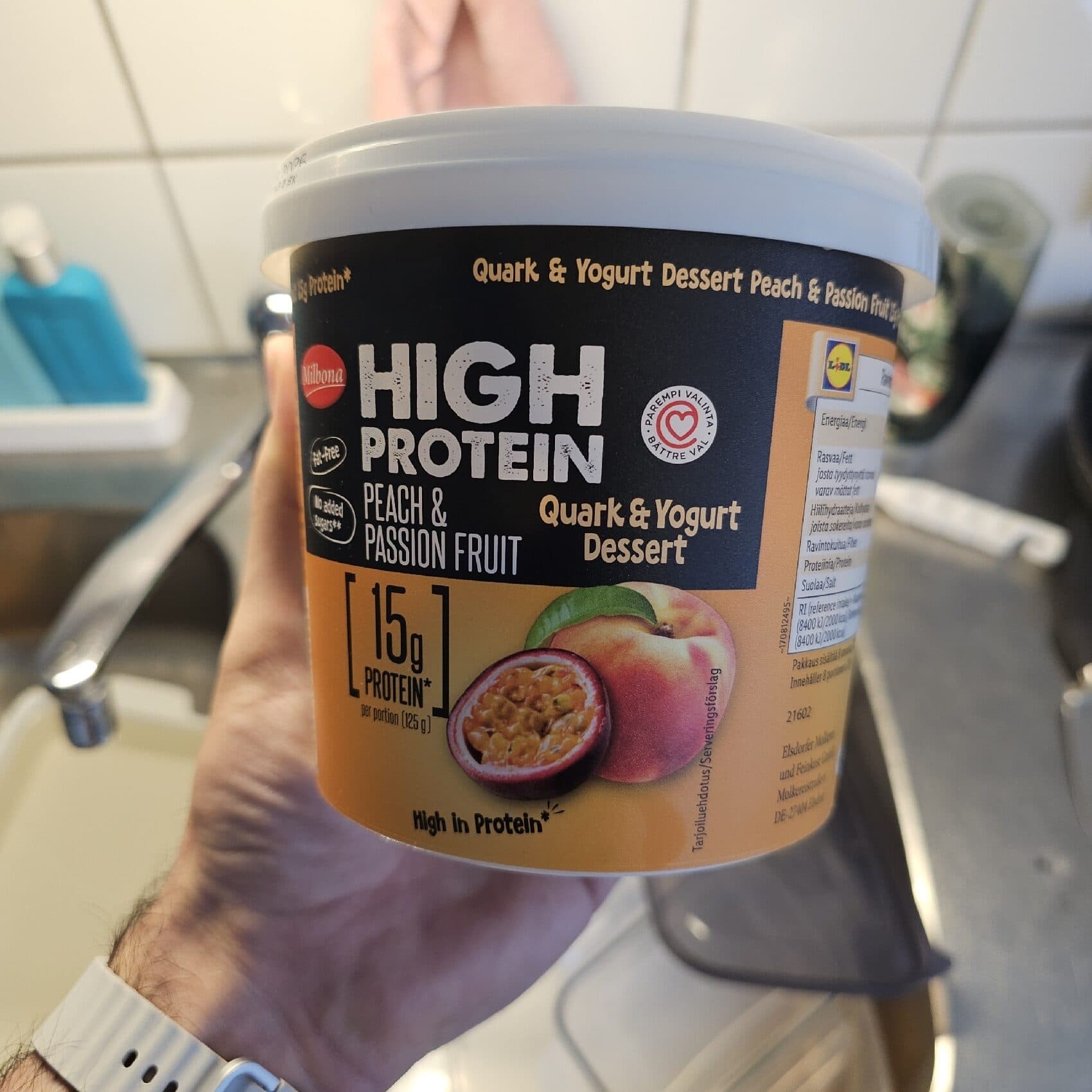Milbona High Protein Peach And Passion Fruit packshot